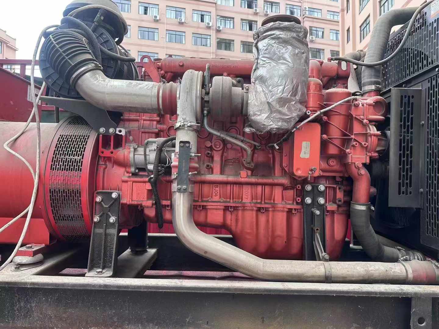 景德镇如何选择适合 600kW 柴油发电机组的过载保护器？